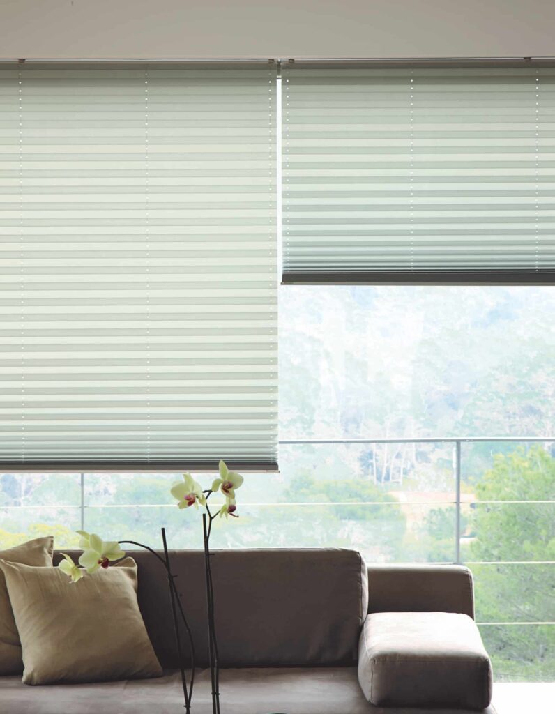 Pourquoi opter pour des stores plissés sur mesure dans votre intérieur ?